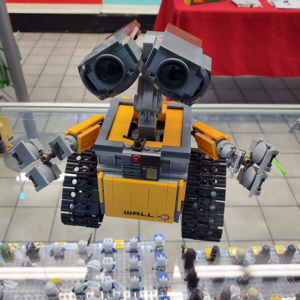 21303 LEGO Ideas: WALL-E (Retired) (Previously Owned)