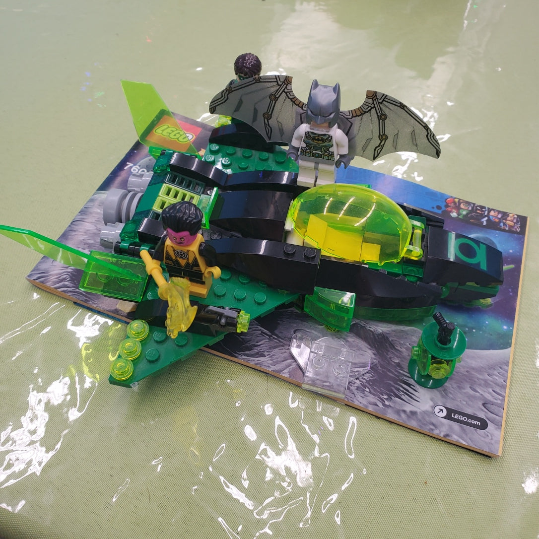 76025 Green Lantern vs. Sinestro (Retired) (Previously Owned)