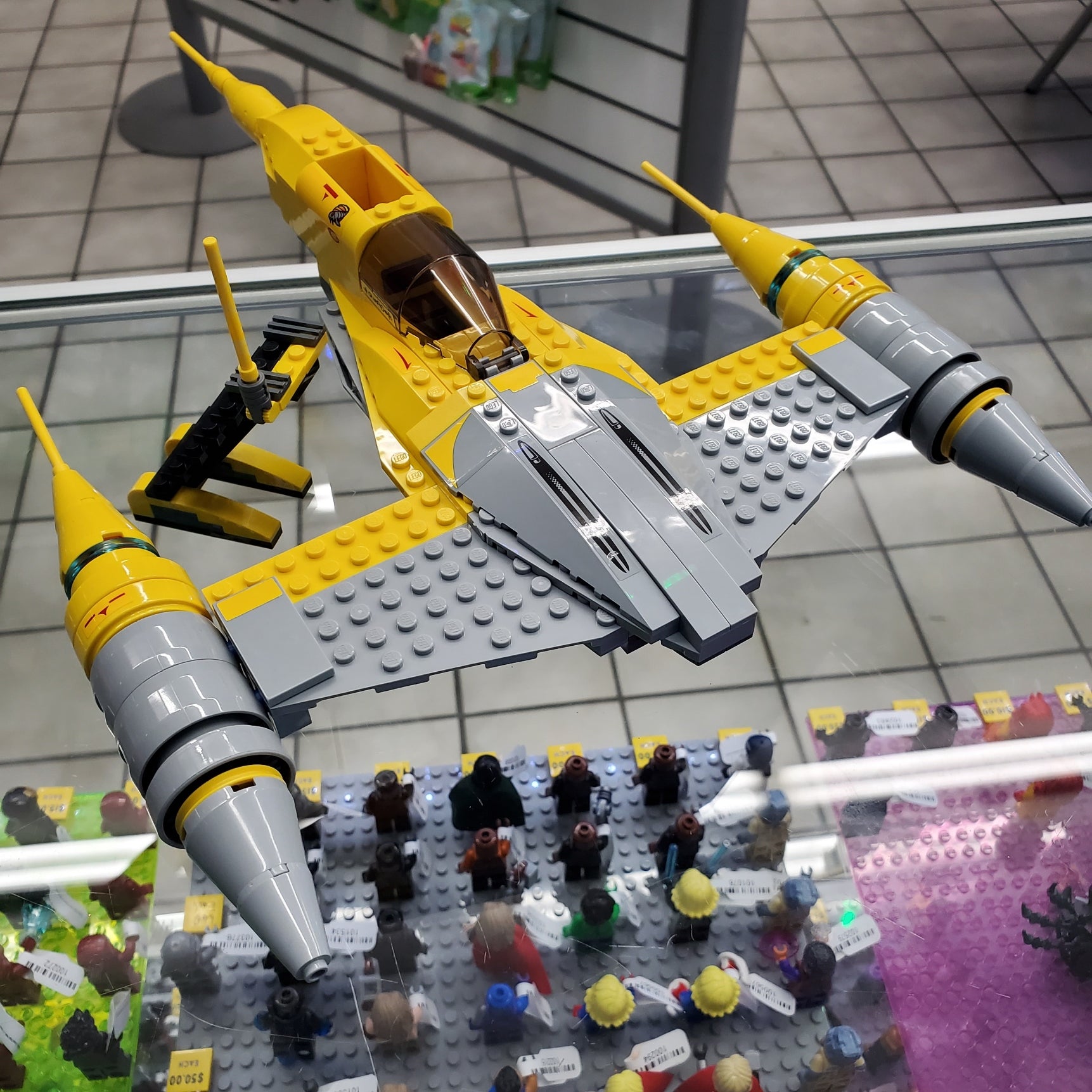 75092 Naboo Fighter (Previously Owned) (Retired)