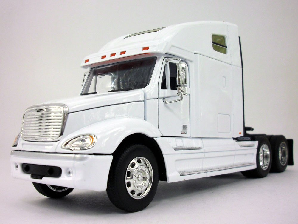 Freightliner Columbia Extended Cab Truck (White) 1:32 Scale Diecast Truck (No Retail Box)