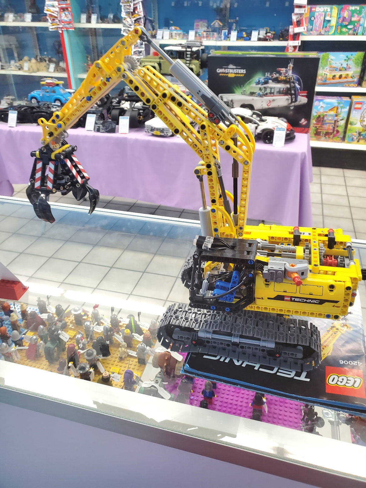 42006 Technic Excavator (Retired) (Previously Owned)