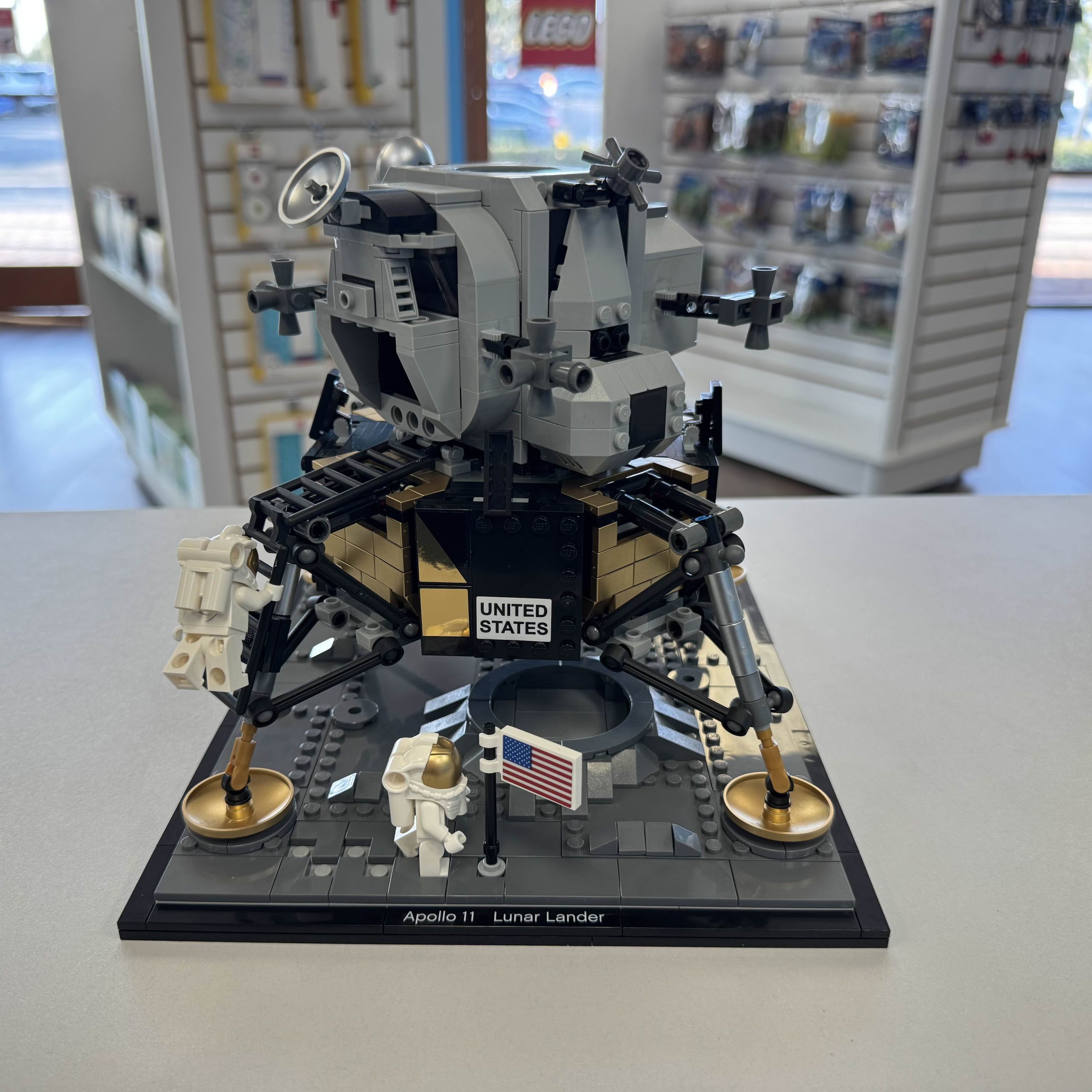 10266 Creator Expert NASA Apollo 11 Lunar Lander (Previously Owned) (Retired)