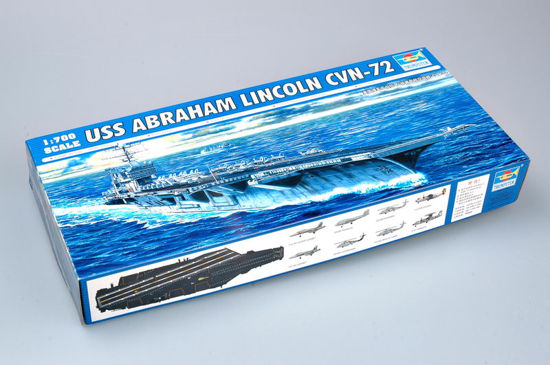USS Abraham Lincoln Aircraft Carrier CVN-72 2004, 1:700 Scale Model Kit