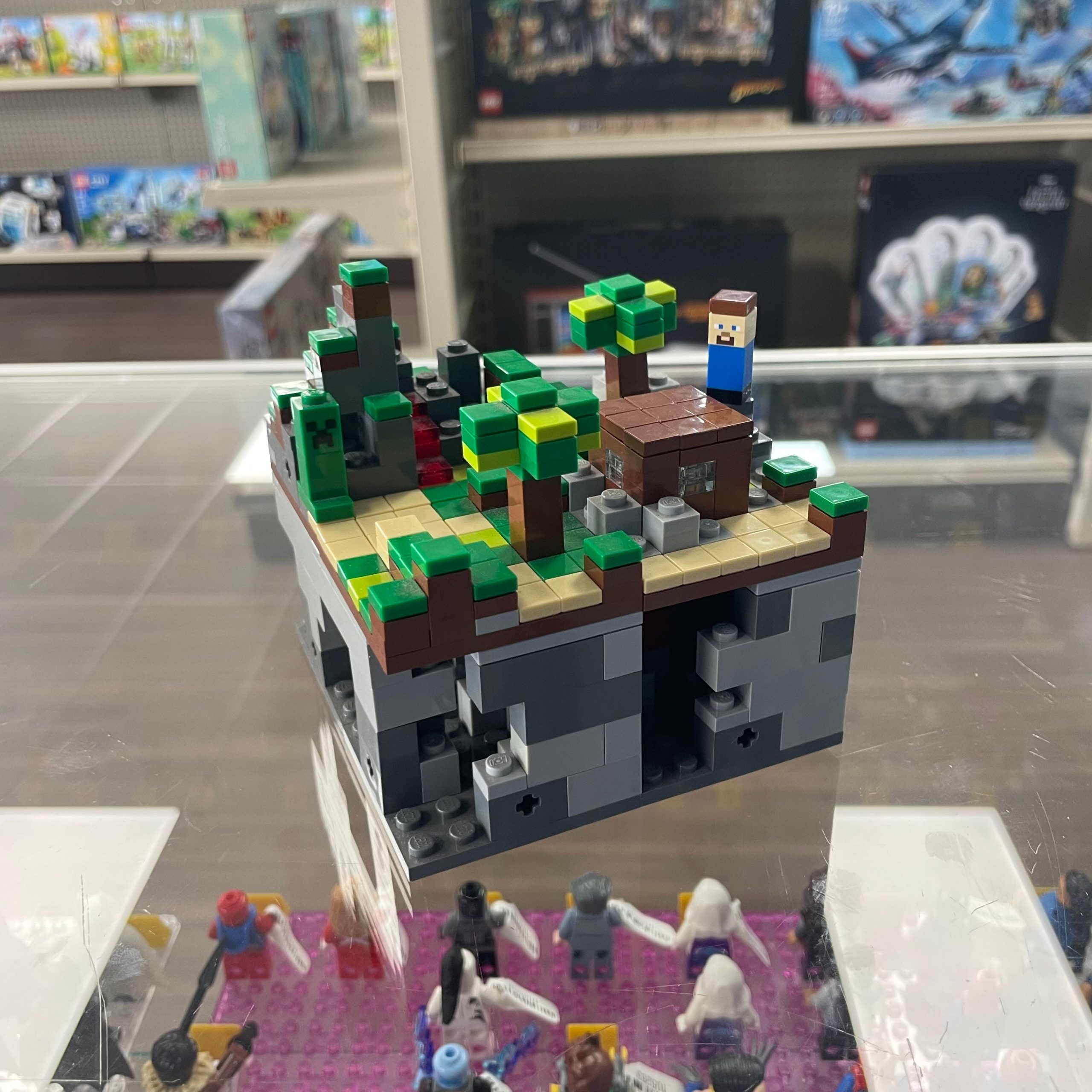 21102 Minecraft Micro World (LEGO Ideas) - The Forest (Retired) (Previously Owned)