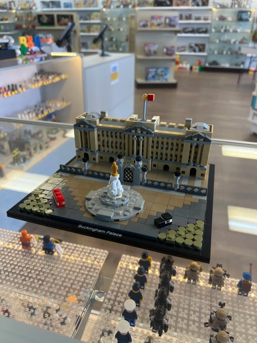 21029 Buckingham Palace (Retired) (Previously Owned)