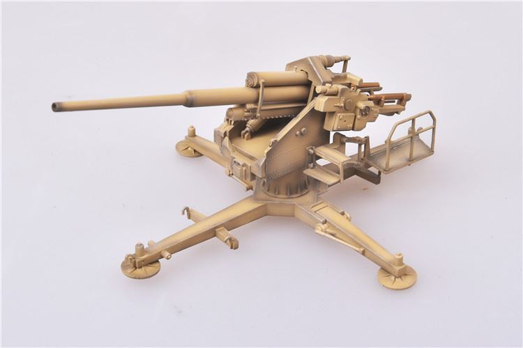 Rheinmetall-Borsig 12.8 cm Flak 40 Anti-Aircraft Gun Germany 1944 1:72 Scale Model  By Modelcollect