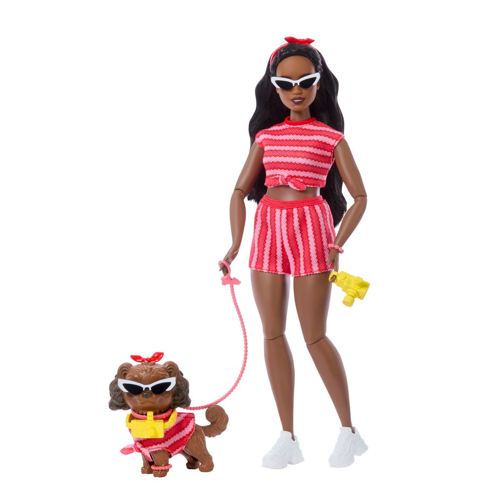 Barbie® Twinning Looks™ Doll and Accessories - Dark Brown Hair