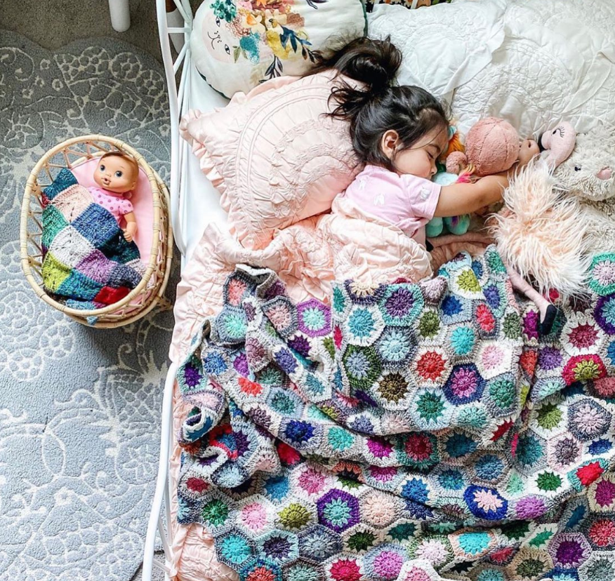 Poppie Crib Classic Collection, Assorted Colors