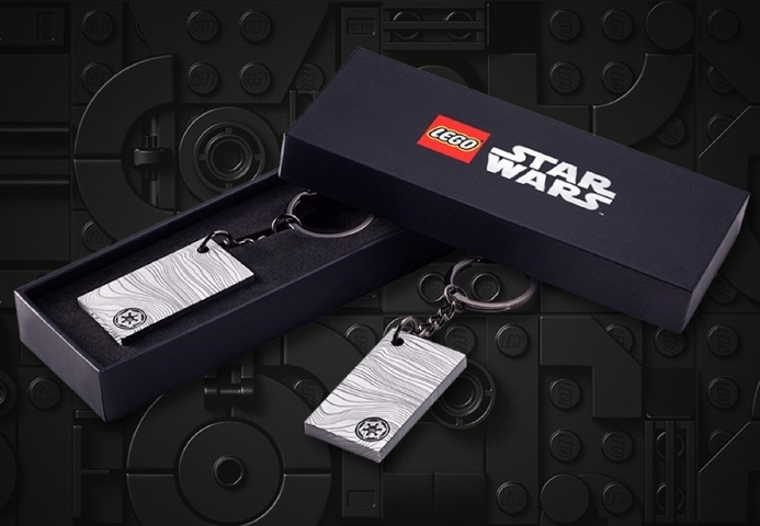 5007403 The Mandalorian Beskar Key Chain (Metal)