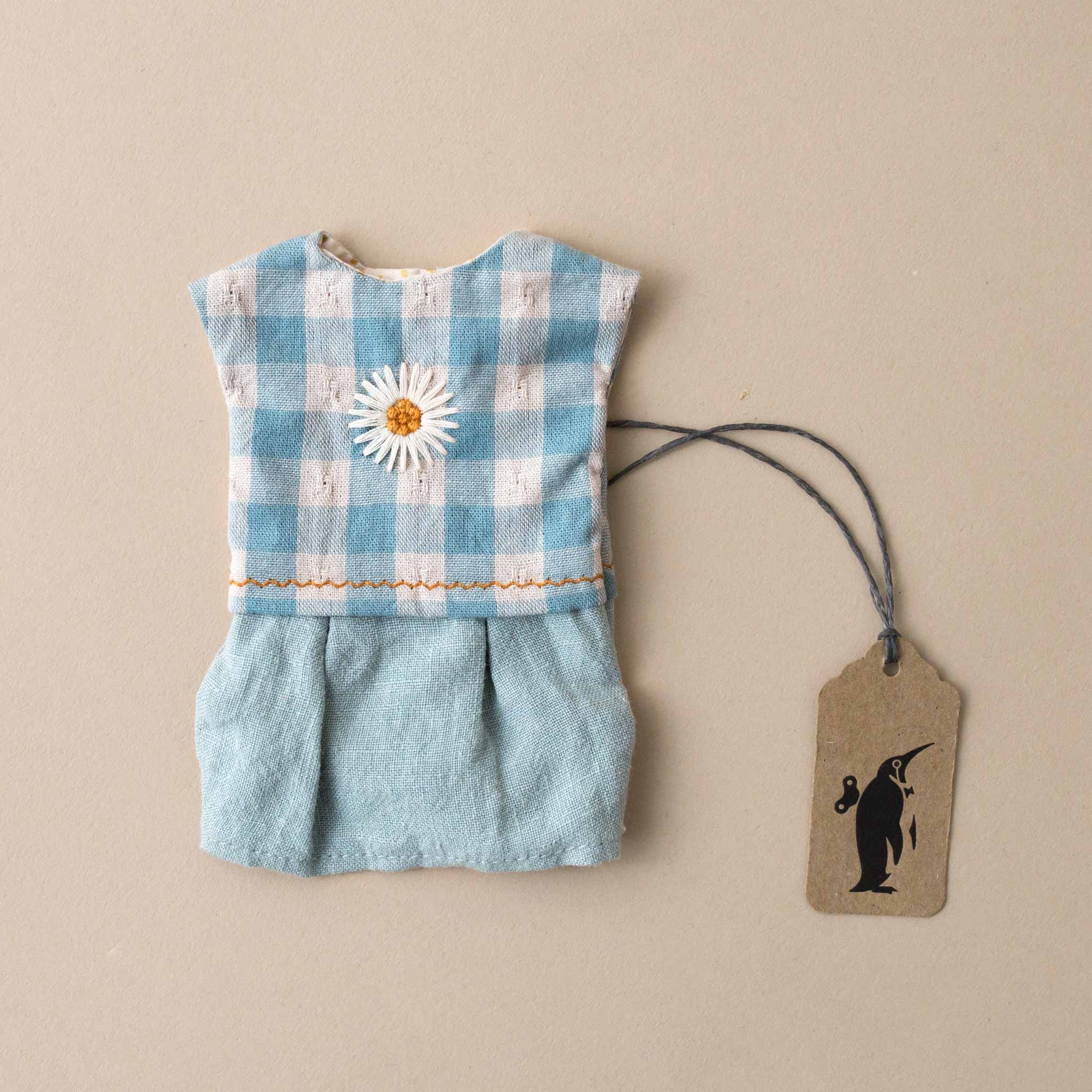 Teddy Mum Outfit | Blue Gingham Dress with Daisy