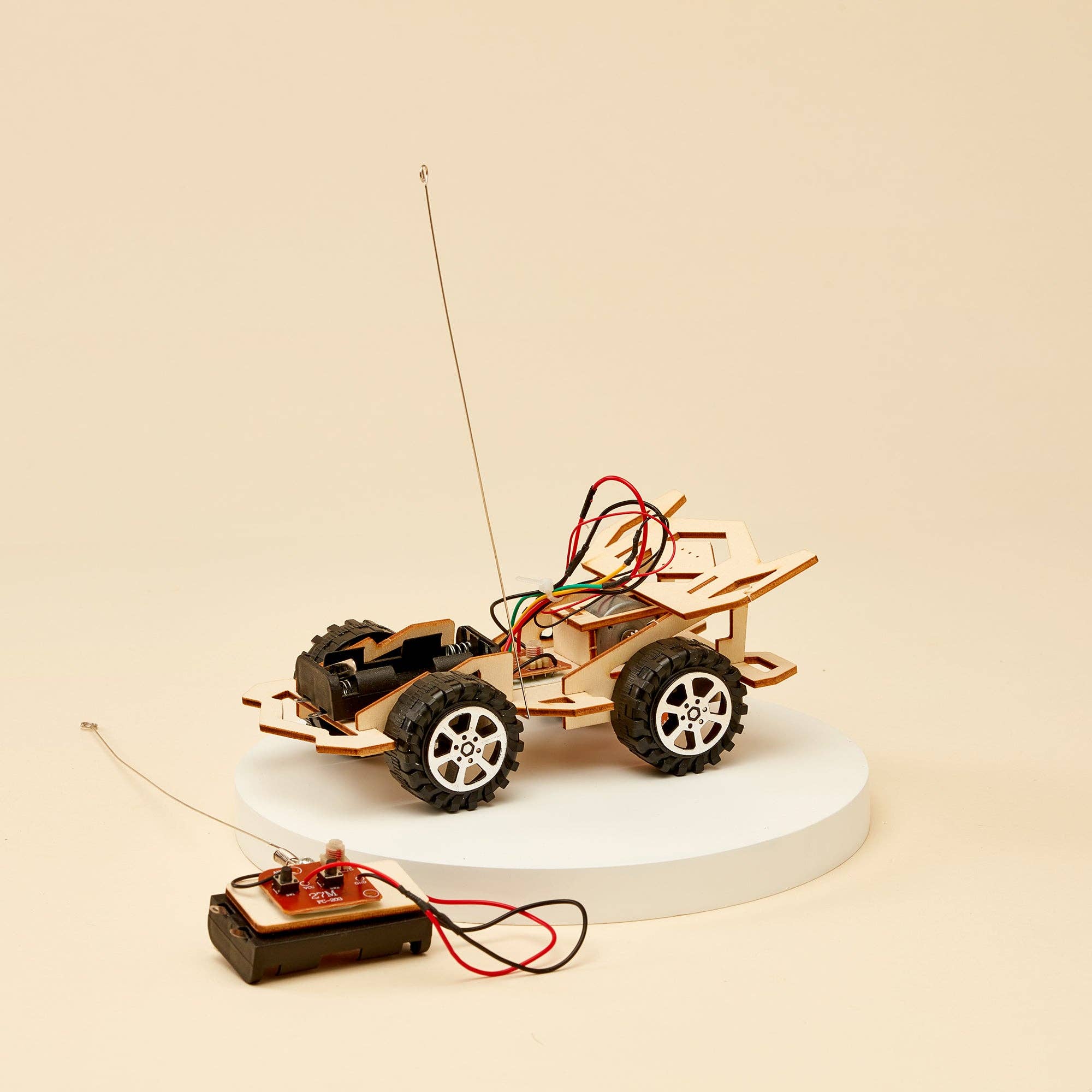 CreateKit - Radio Controlled Car