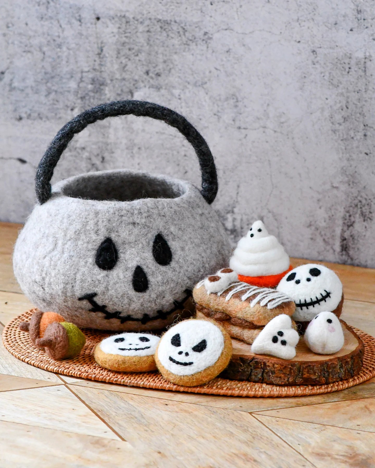 Pre-Order Felt Spooky Ghost Grazing Set (Ships in September)