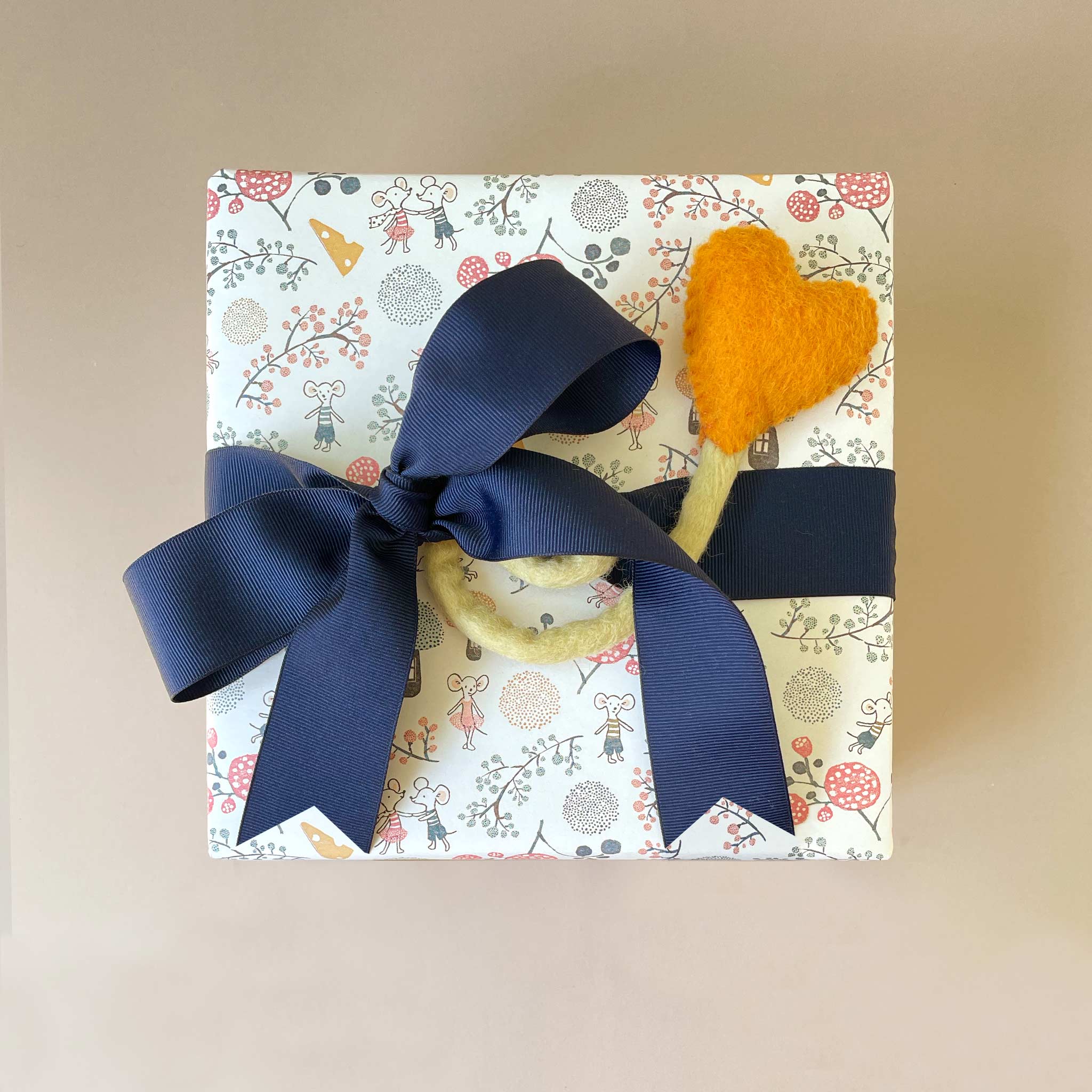 Felted Heart Stem Gift Topper