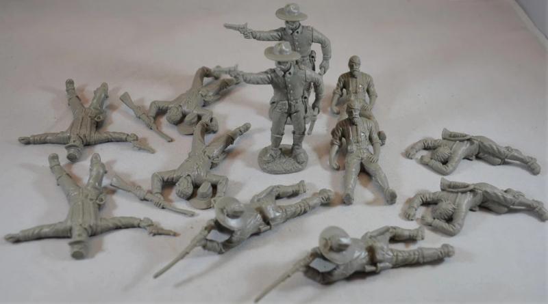 Dismounted U.S Cavalry with Casualties, 1/32 (54 mm) Scale Plastic Figures