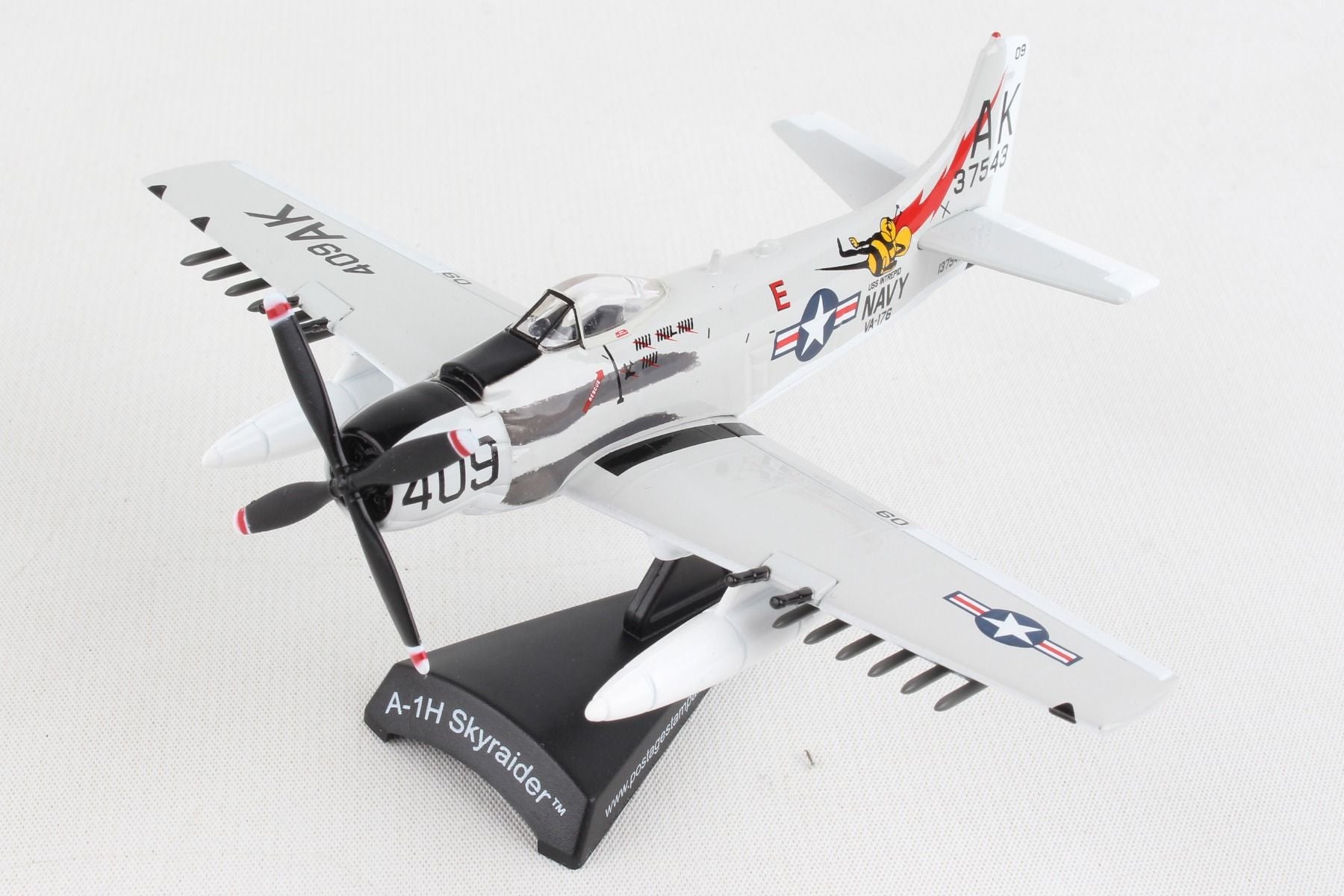 Douglas A-1 Skyraider U.S. Navy “Papoose Flight” 1/110  Scale Model