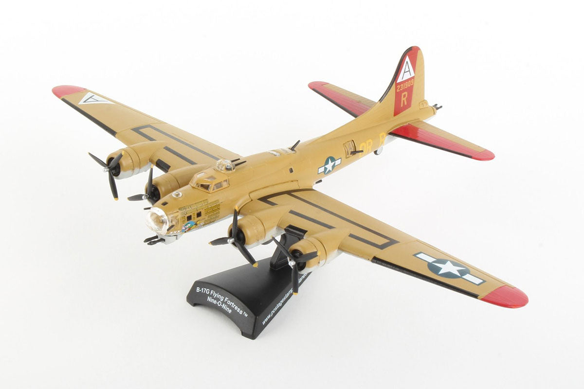 Boeing B-17G Flying Fortress “Nine-O-Nine” 1/155 Scale Model