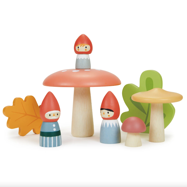 Tender Leaf Woodland Gnome Family