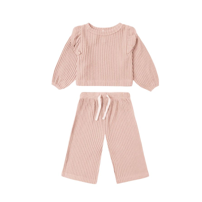 Quincy Mae Ruffle Cozy Set